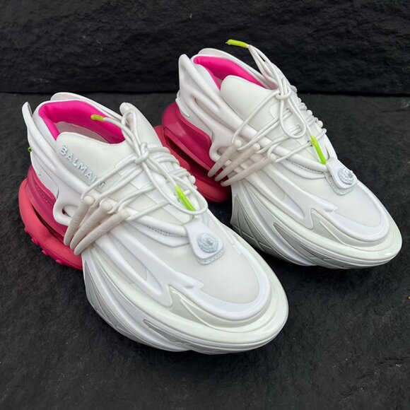 Balmain White With Pink Heels, Pointed-Toe Wavy Sneakers - Picture 1 of 9